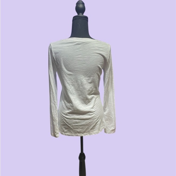 MOSSIMO SIZE MEDIUM LONG SLEEVE TANK IN CREAM GENTLY WORN - Picture 2 of 3